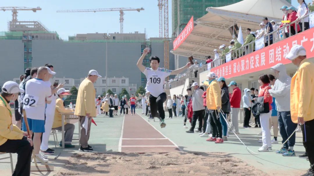 凝心聚力勇拼搏 踔厉奋发展风采——350vip浦京集团微参加北京电控运动会剪影